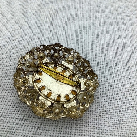 Vintage West German signed  Red and Silver Brooch - Picture 3 of 3